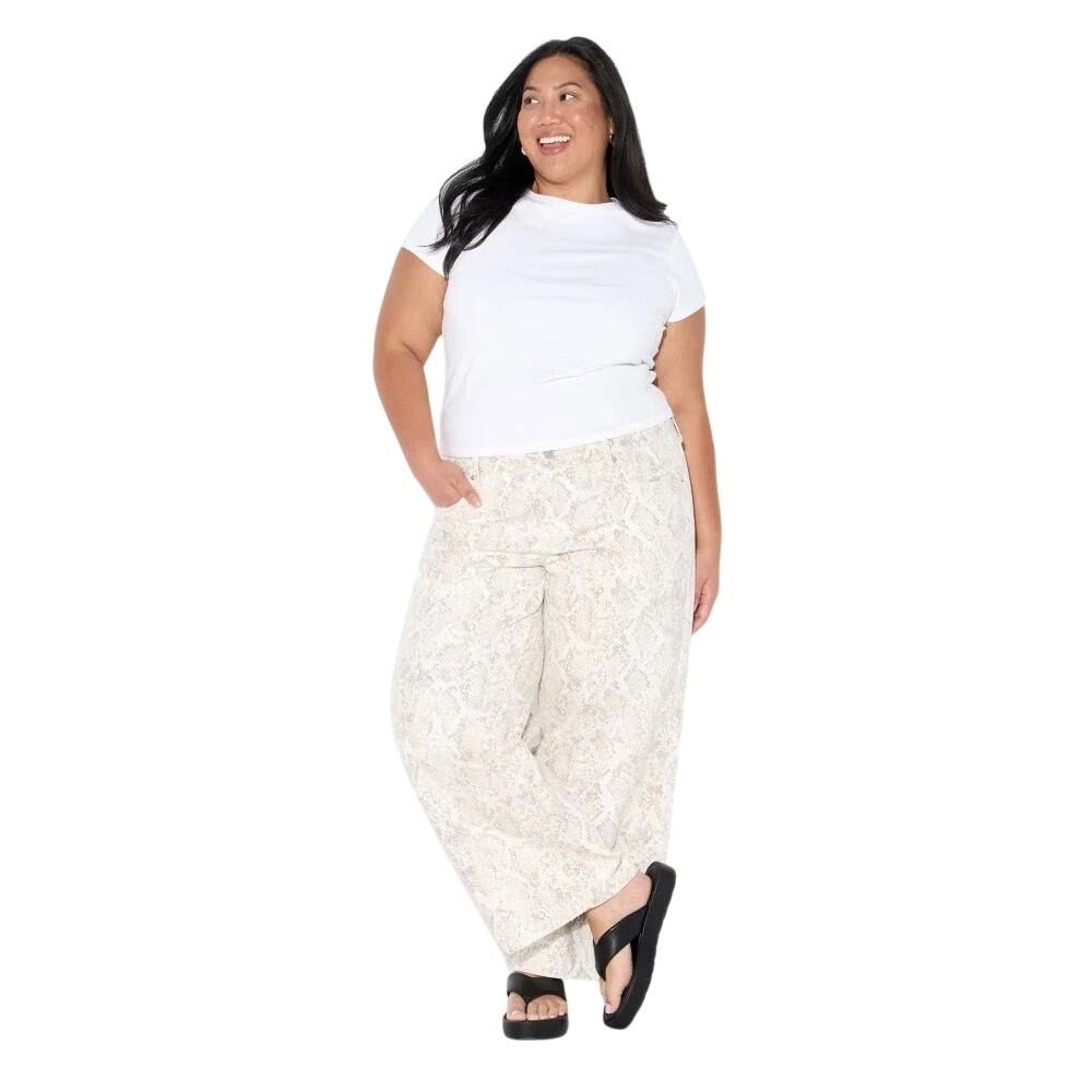 Wild Fable Women's White Tan Snakeskin Print Low-Rise Baggy Jean Size 18